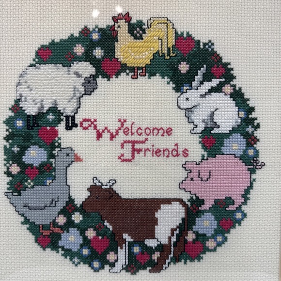 Vtg. Professionally Framed Sunset Counted Cross Stitch Barnyard Animals Wreath - Picture 2 of 6